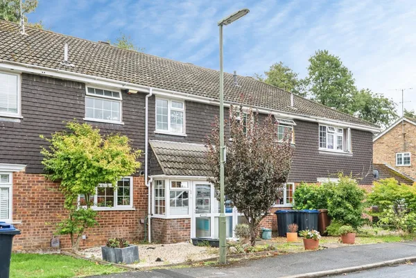 Riverside Avenue, Lightwater, Surrey,...