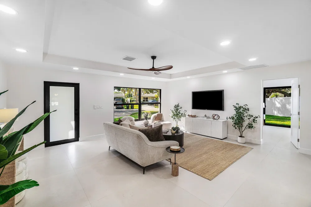 2651 NE 49th St, Lighthouse Point, FL 33064