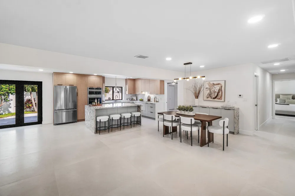 2651 NE 49th St, Lighthouse Point, FL 33064