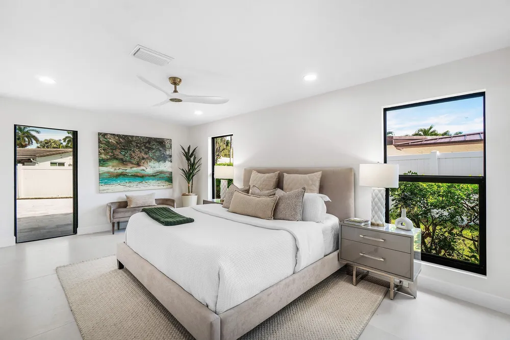 2651 NE 49th St, Lighthouse Point, FL 33064