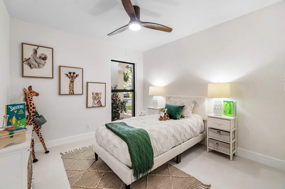 2651 NE 49th St, Lighthouse Point, FL 33064