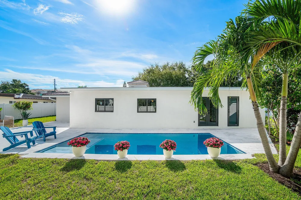 2651 NE 49th St, Lighthouse Point, FL 33064