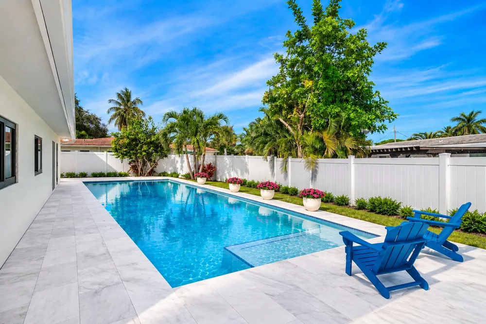 2651 NE 49th St, Lighthouse Point, FL 33064