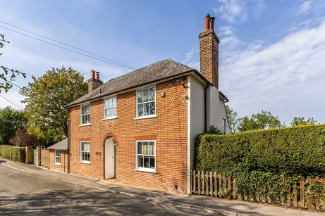 Colt Hill, Odiham, RG29