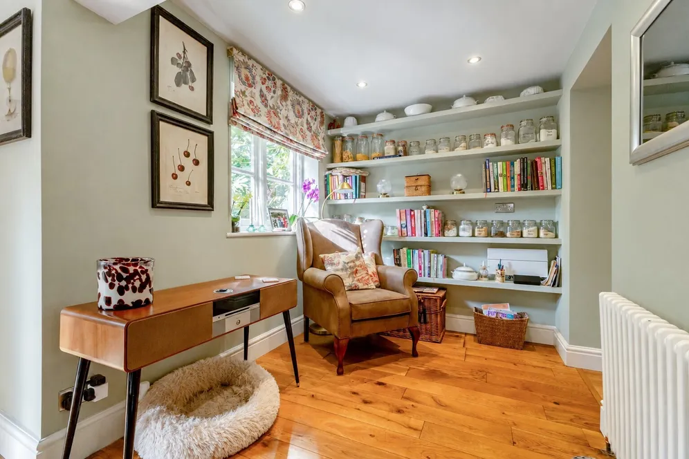 Colt Hill, Odiham, RG29 photo 7