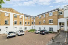 Belmont Hill, London, SE13 photo 11