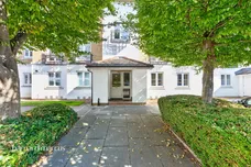 Kingswood Drive, Sutton