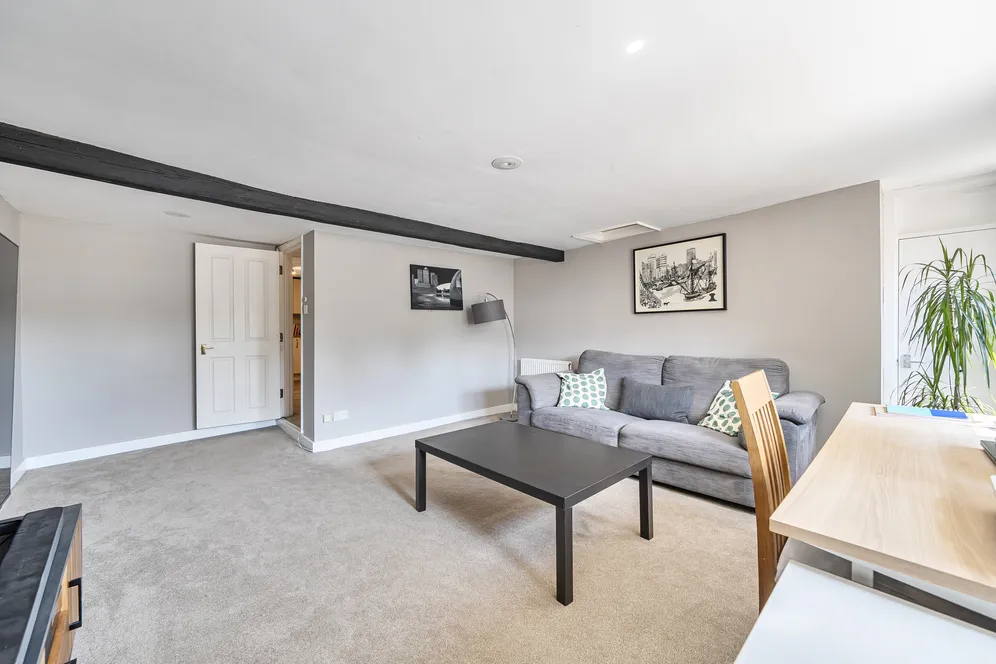 Main Road, Hursley, SO21 photo 5