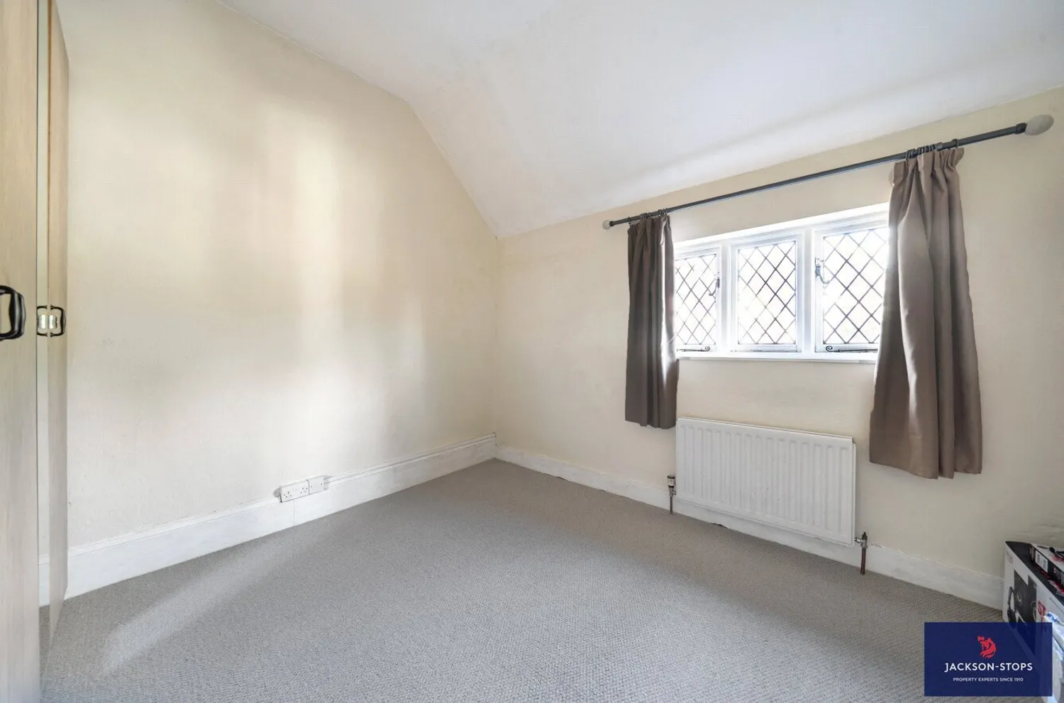 High Street, Tingrith, MK17 photo 9