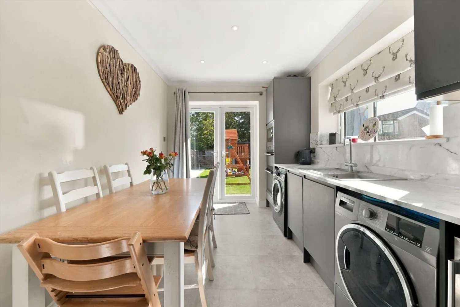 Katherine Close, Addlestone, KT15 photo 2