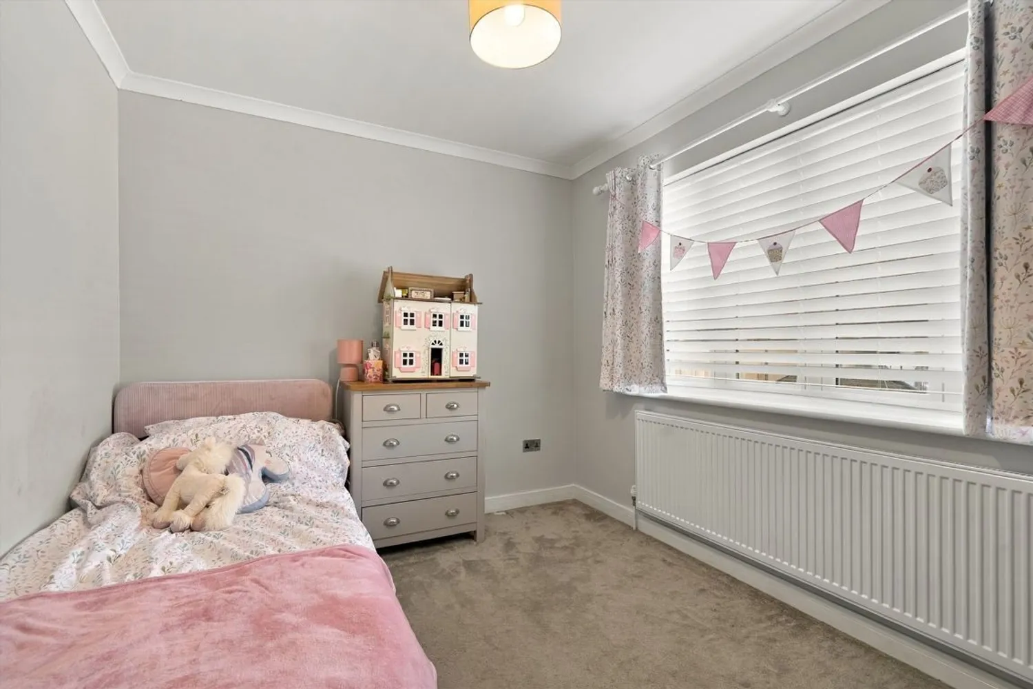 Katherine Close, Addlestone, KT15 photo 7