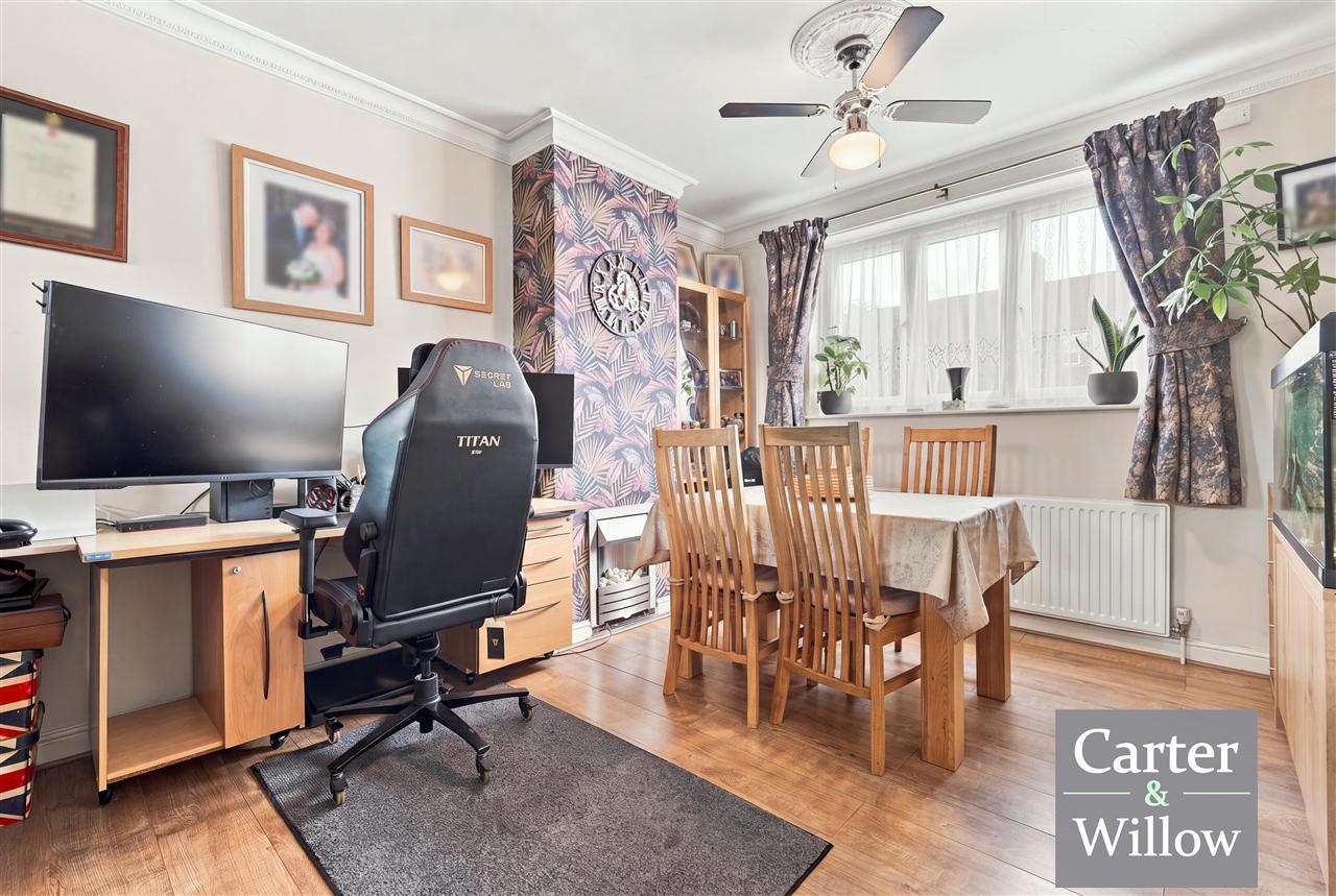 Cartwright Road, Dagenham, Essex Image 12