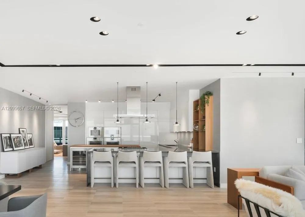 4701 N Meridian Ave, Miami Beach, FL 33140