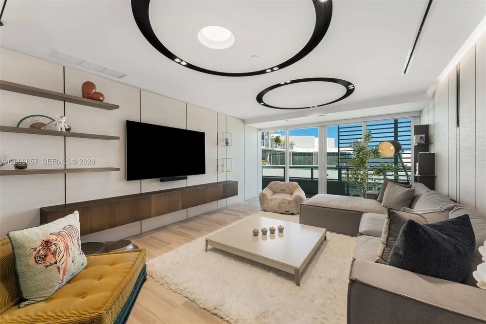 4701 N Meridian Ave, Miami Beach, FL 33140
