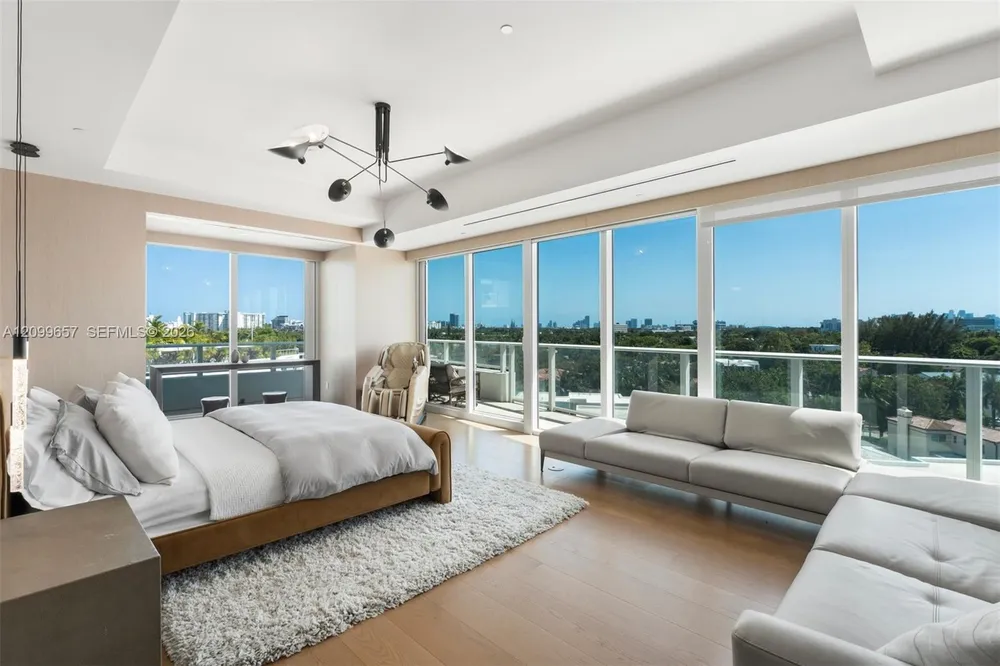 4701 N Meridian Ave, Miami Beach, FL 33140