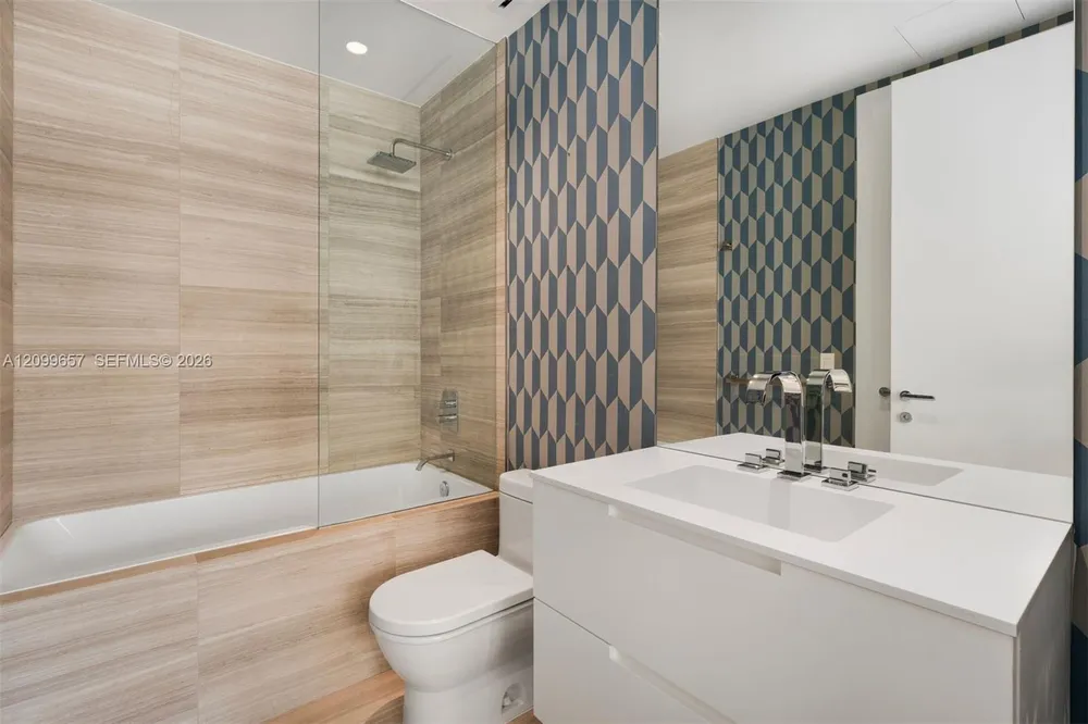 4701 N Meridian Ave, Miami Beach, FL 33140