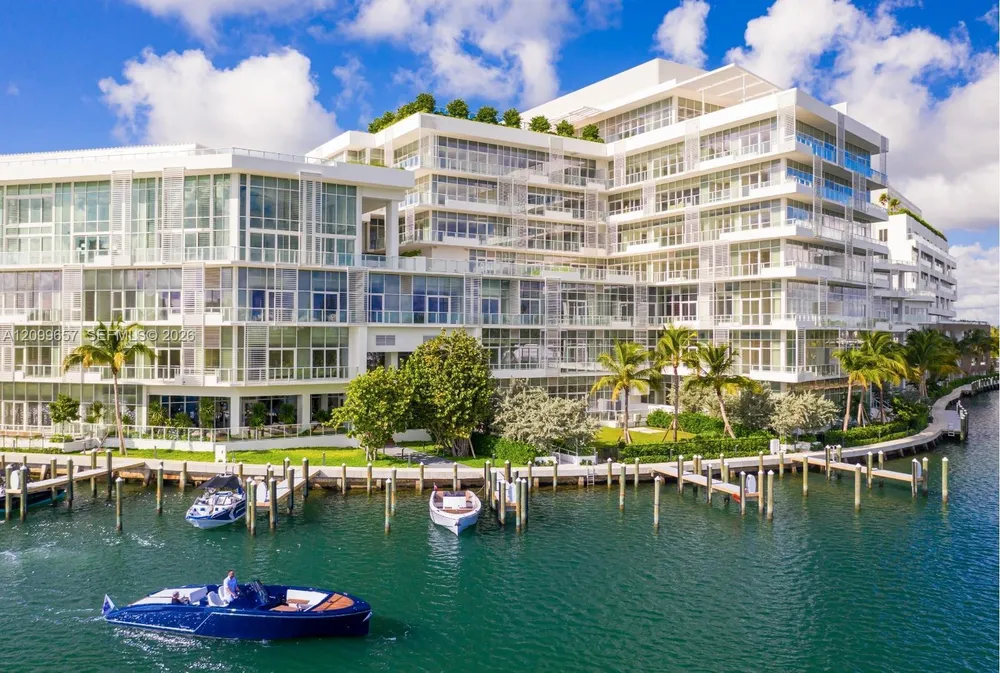 4701 N Meridian Ave, Miami Beach, FL 33140