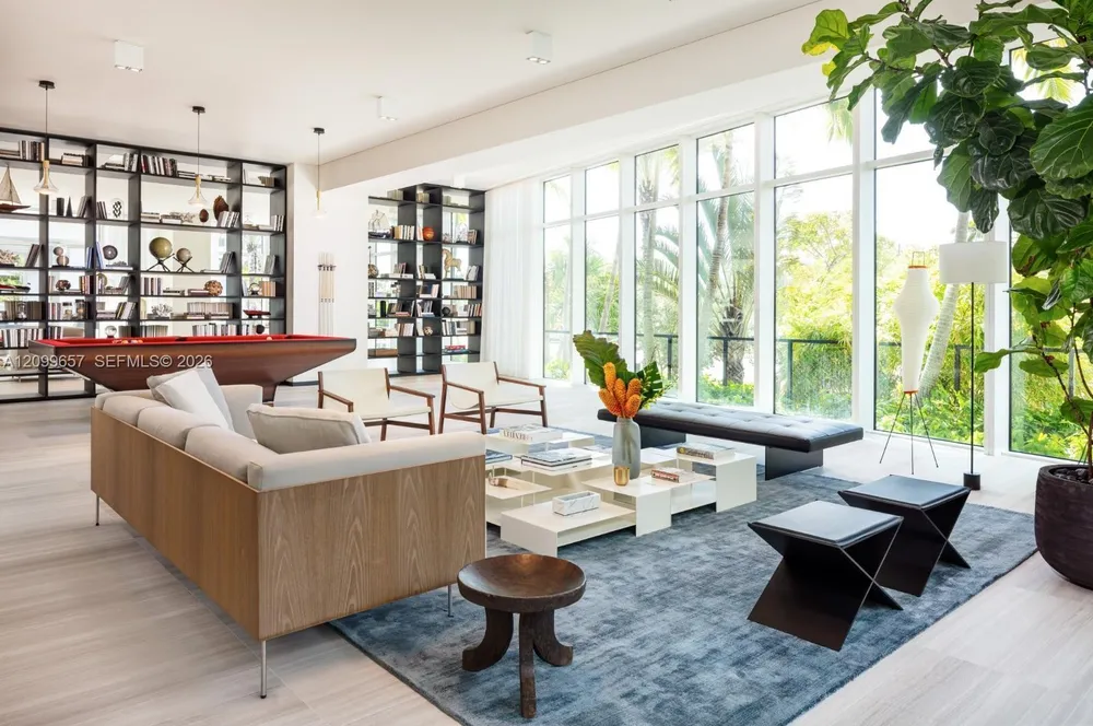 4701 N Meridian Ave, Miami Beach, FL 33140