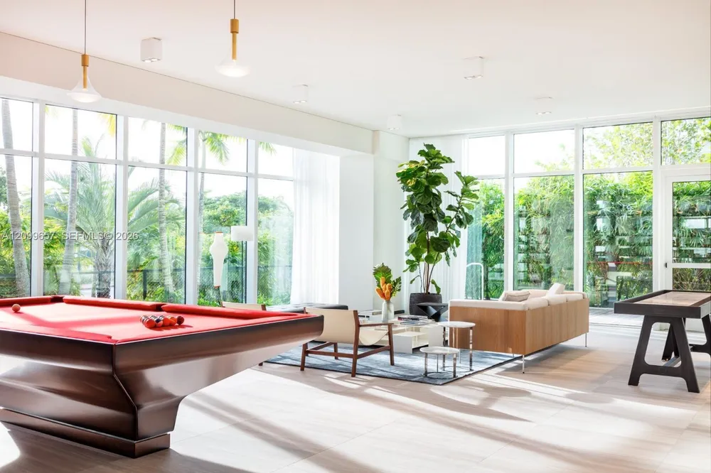 4701 N Meridian Ave, Miami Beach, FL 33140