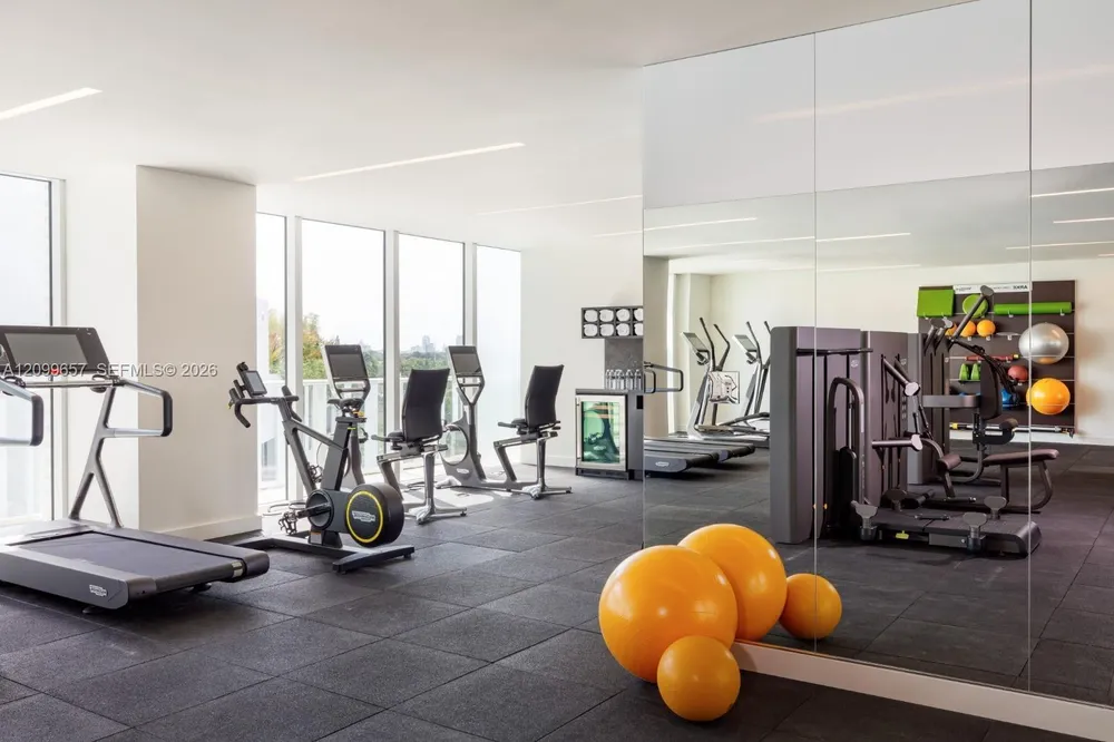 4701 N Meridian Ave, Miami Beach, FL 33140
