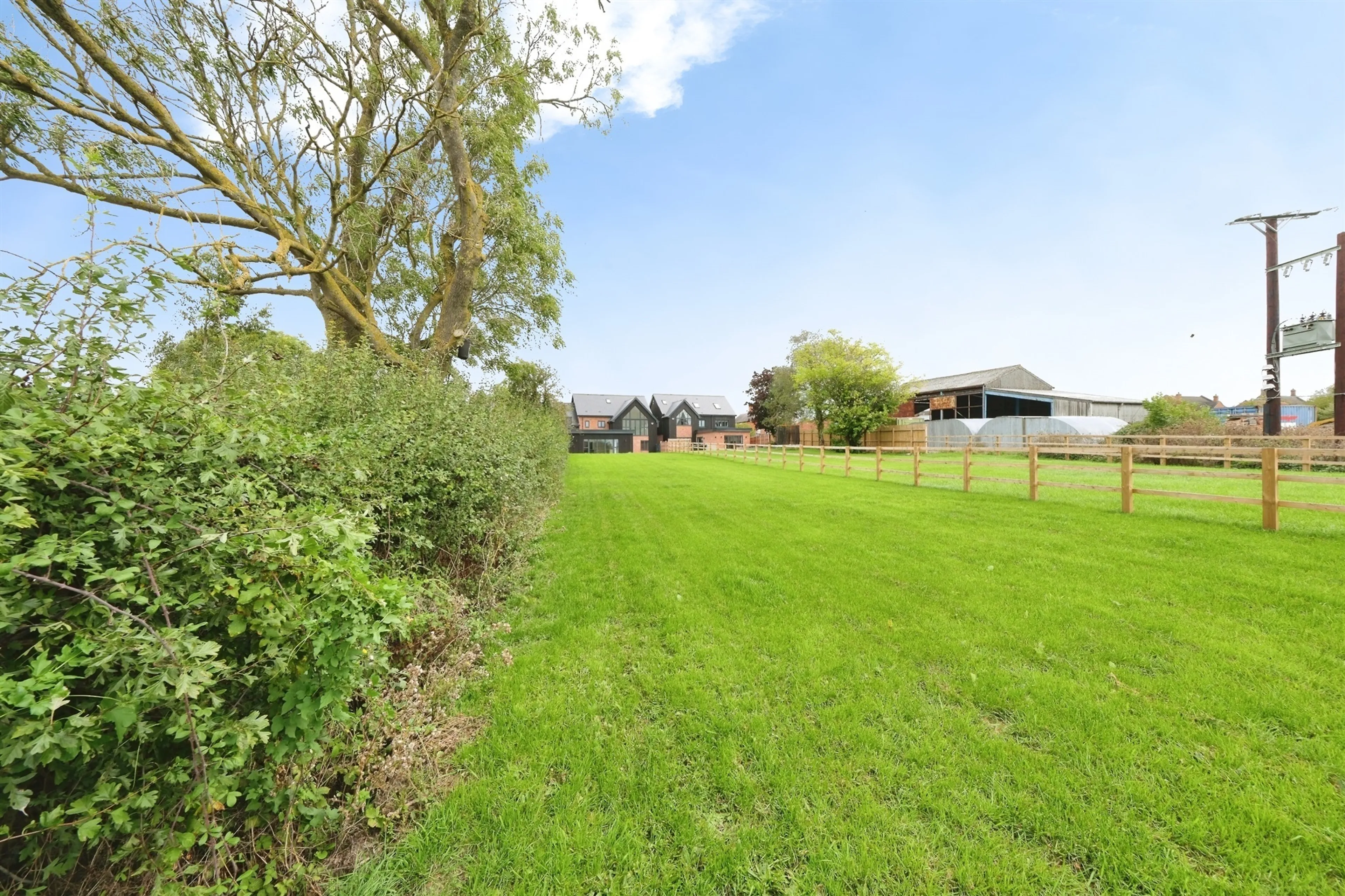 Property photo 25