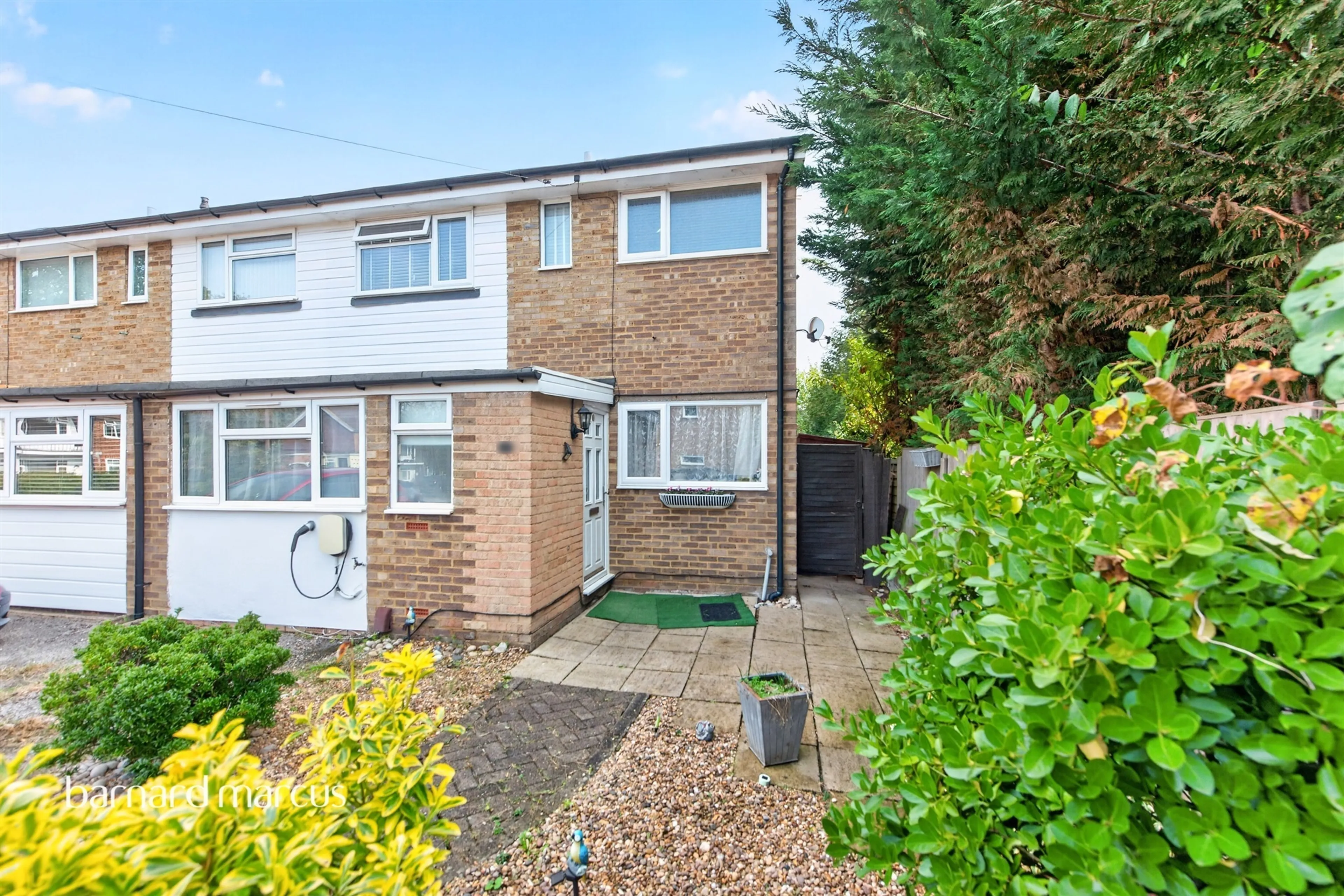 Property at Holcon Court, Redhill