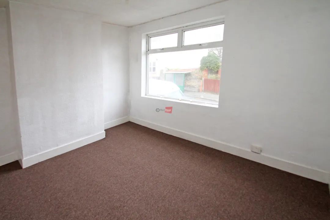https://mr0.homeflow-assets.co.uk/files/photo/image/48544/3147/_x_/dceda54cc5cdd7e341b923c06ef68da6.jpg