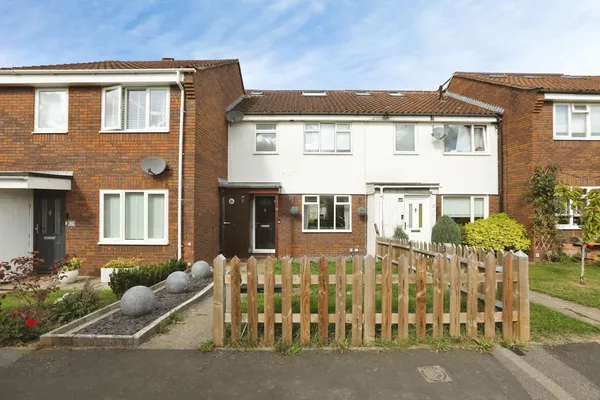 Blenheim Road, Horsham, West Sussex, ...