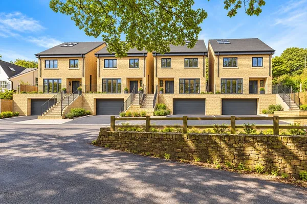 Littlemore Lane, Diggle, Oldham, OL3