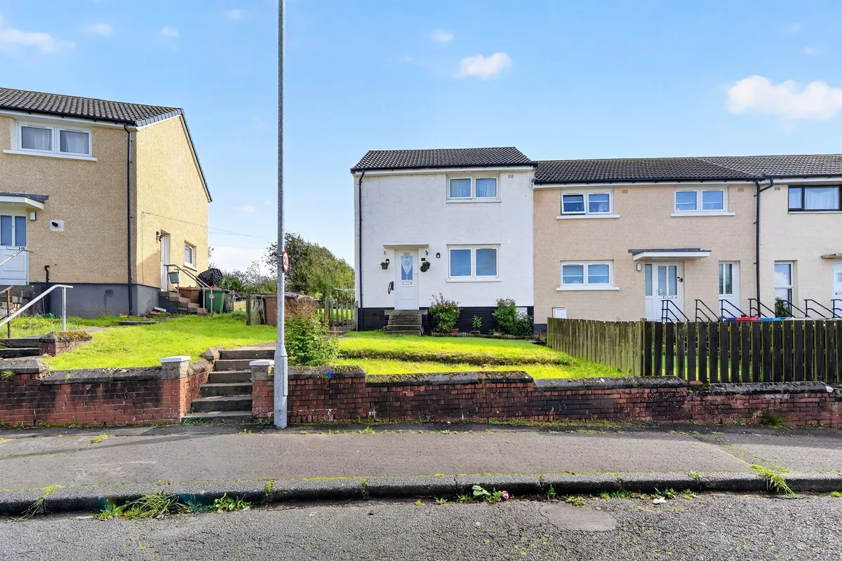 Baillie Drive, Logan, Cumnock
