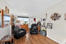 Baillie Drive, Logan, Cumnock