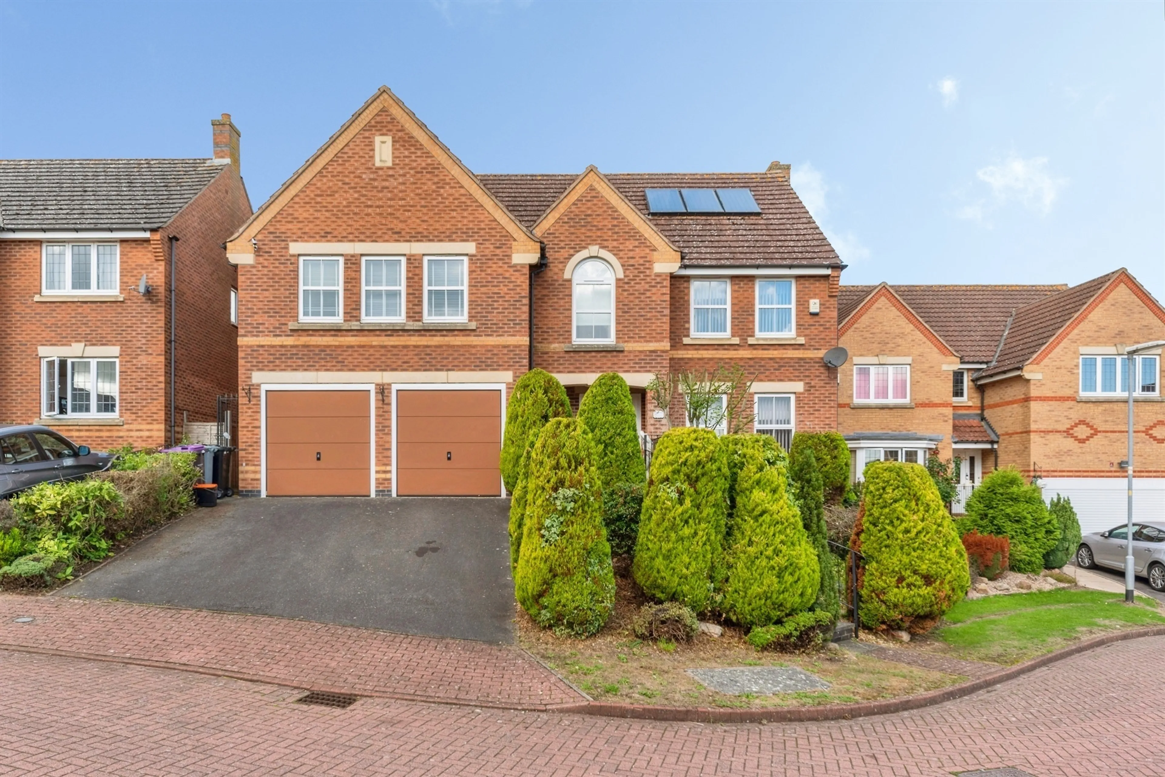 Property at Hadleigh Close, Grantham