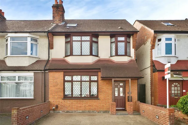 Southbury Road, Enfield, EN1