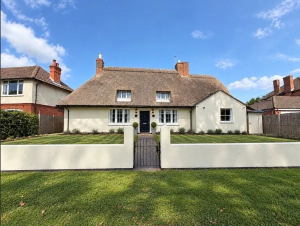 Buckingham Road, MK3