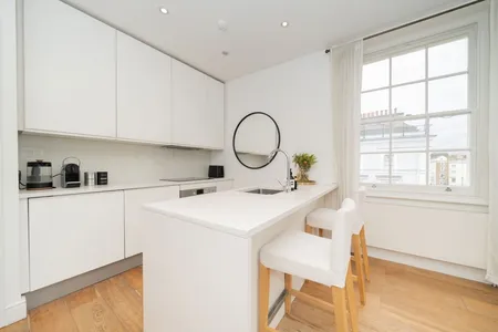 Belgrave Road, London, SW1V