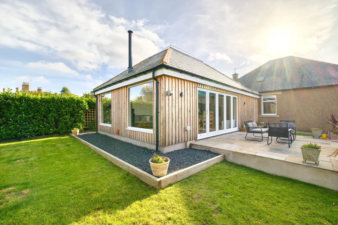 https://mr0.homeflow-assets.co.uk/files/photo/image/48552/0997/_x_/003A3992_HDR-36.jpg