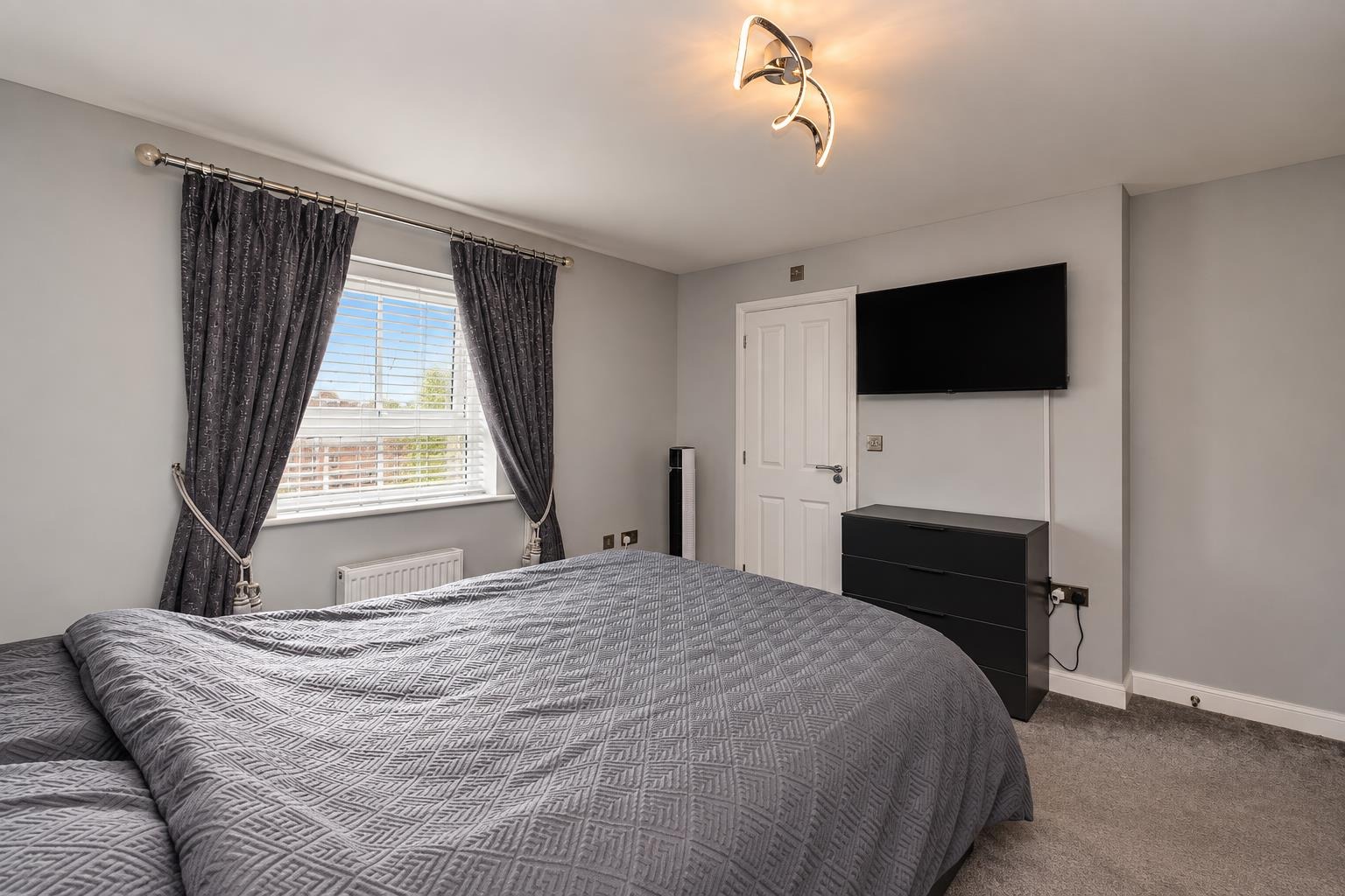 Broad Avenue, Hessle Image 10