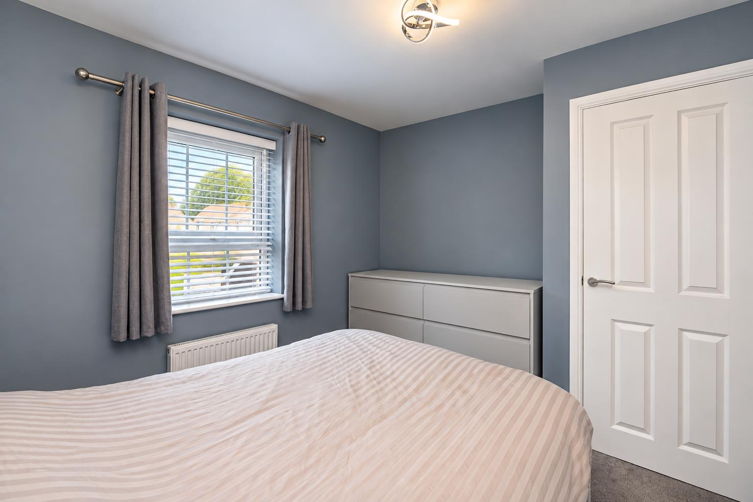Broad Avenue, Hessle Image 15