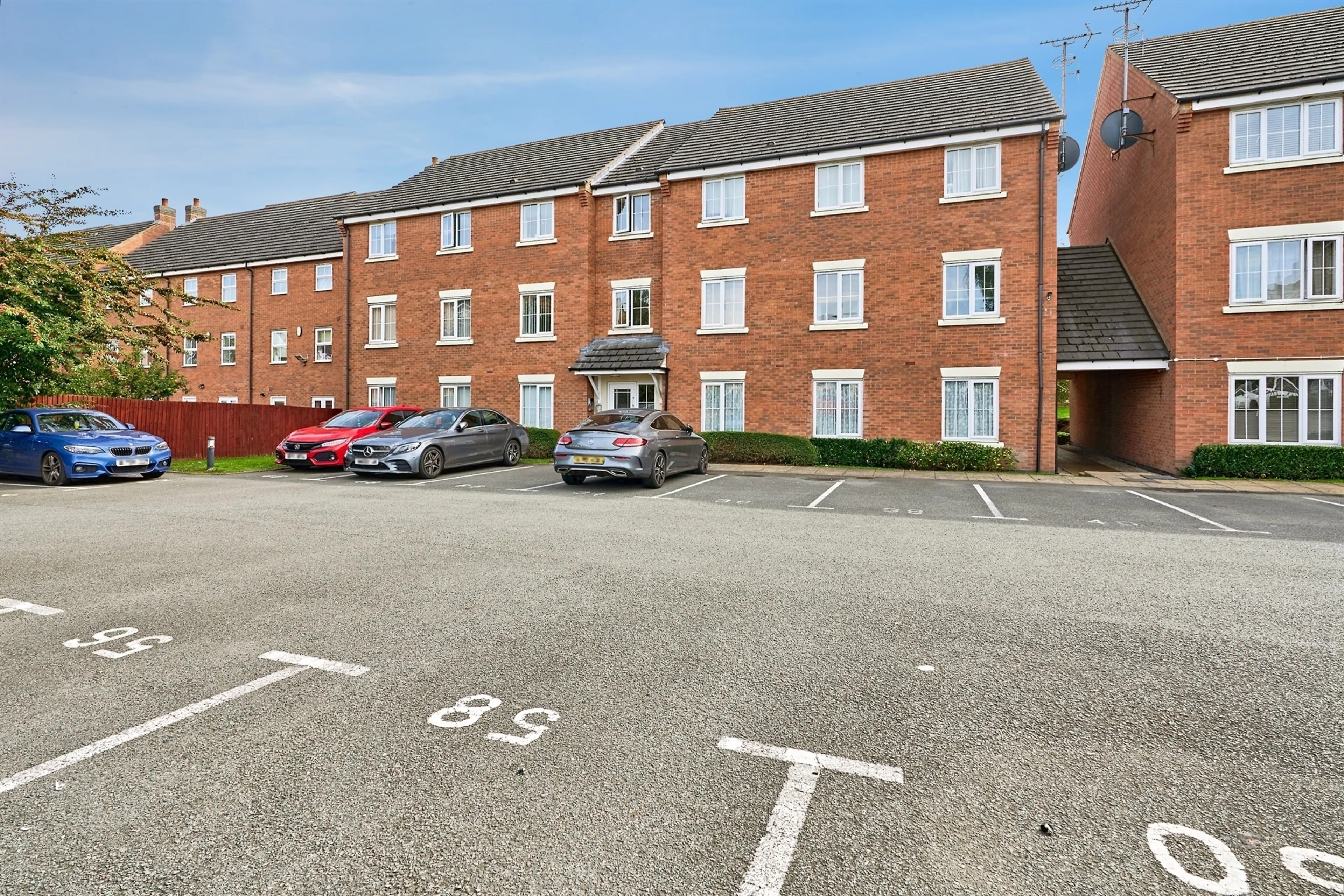 Property photo 0