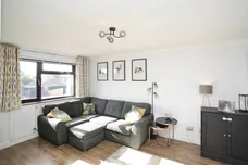 Holme Close, RUGBY