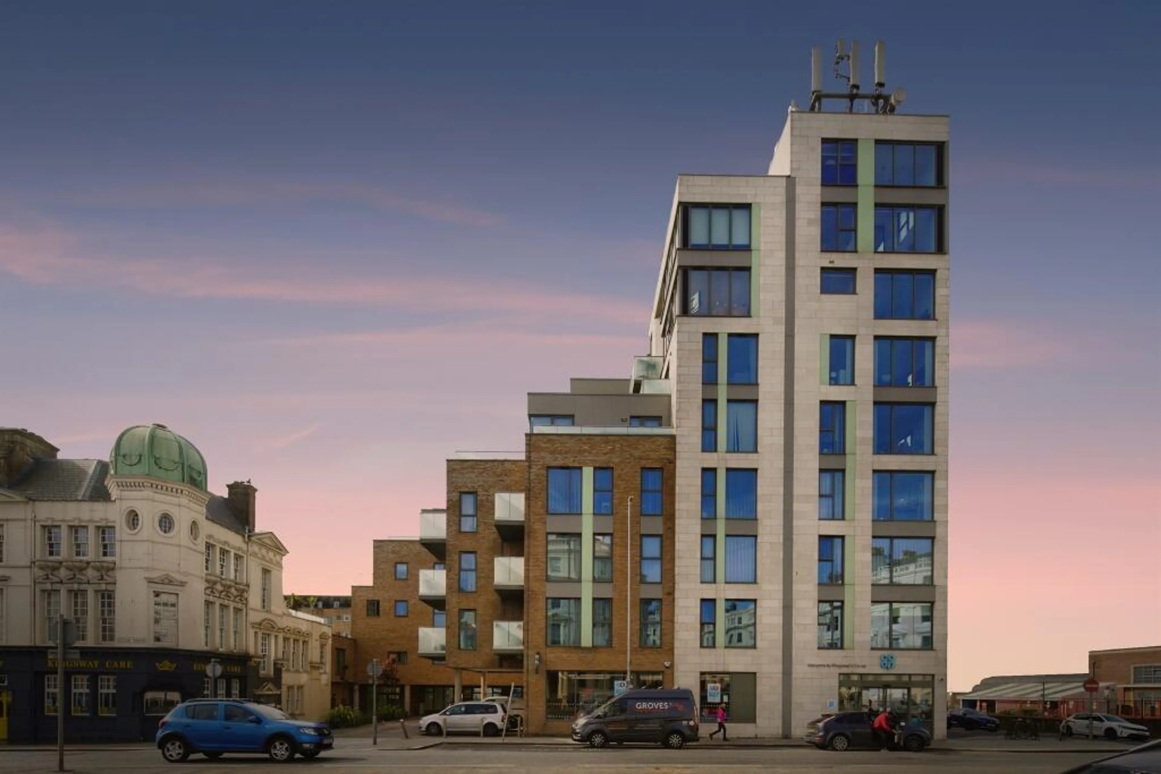 Property at Kingsway, Hove
