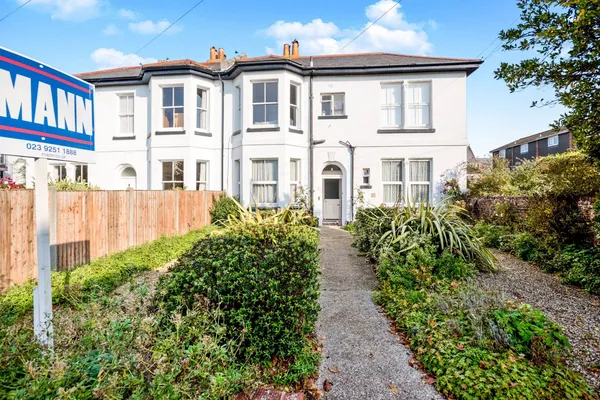 Village Road, Gosport