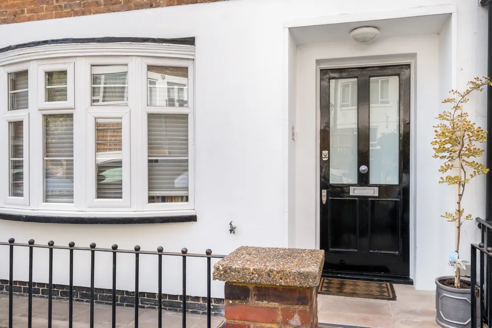 Phillimore Gardens Close, London, W8