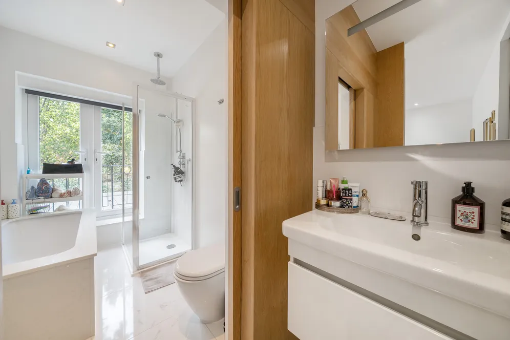 Phillimore Gardens Close, London, W8 photo 19
