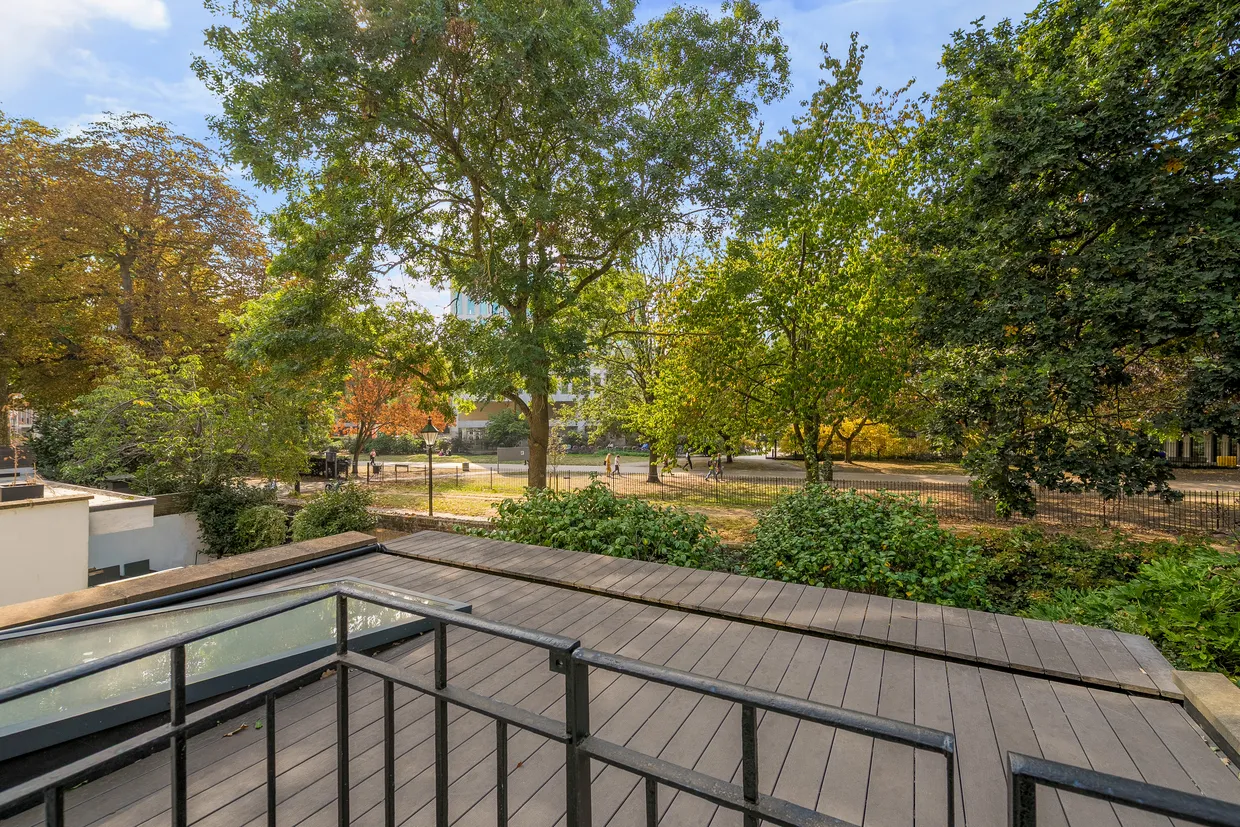 Phillimore Gardens Close, London, W8 photo 20