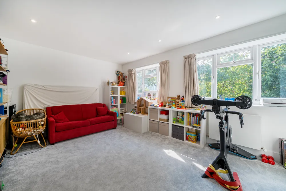 Phillimore Gardens Close, London, W8