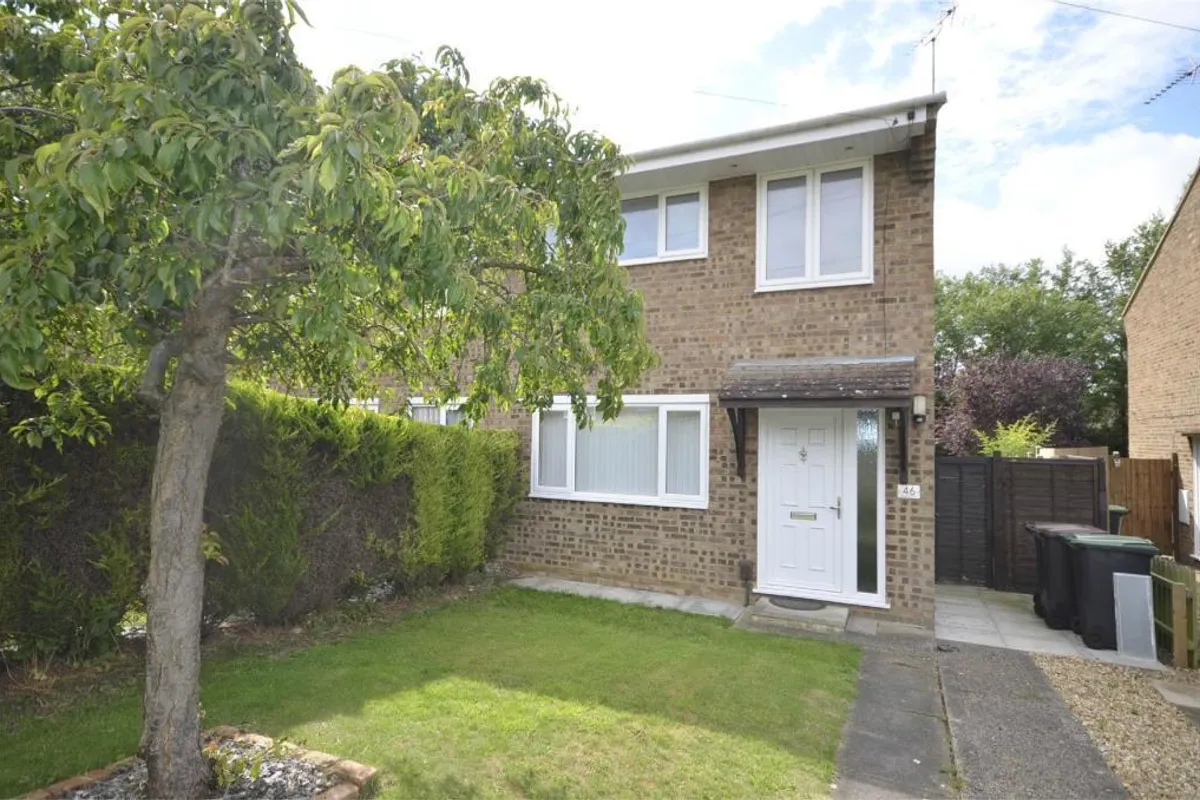 Mackenzie Road, Raunds, WELLINGBOROUGH