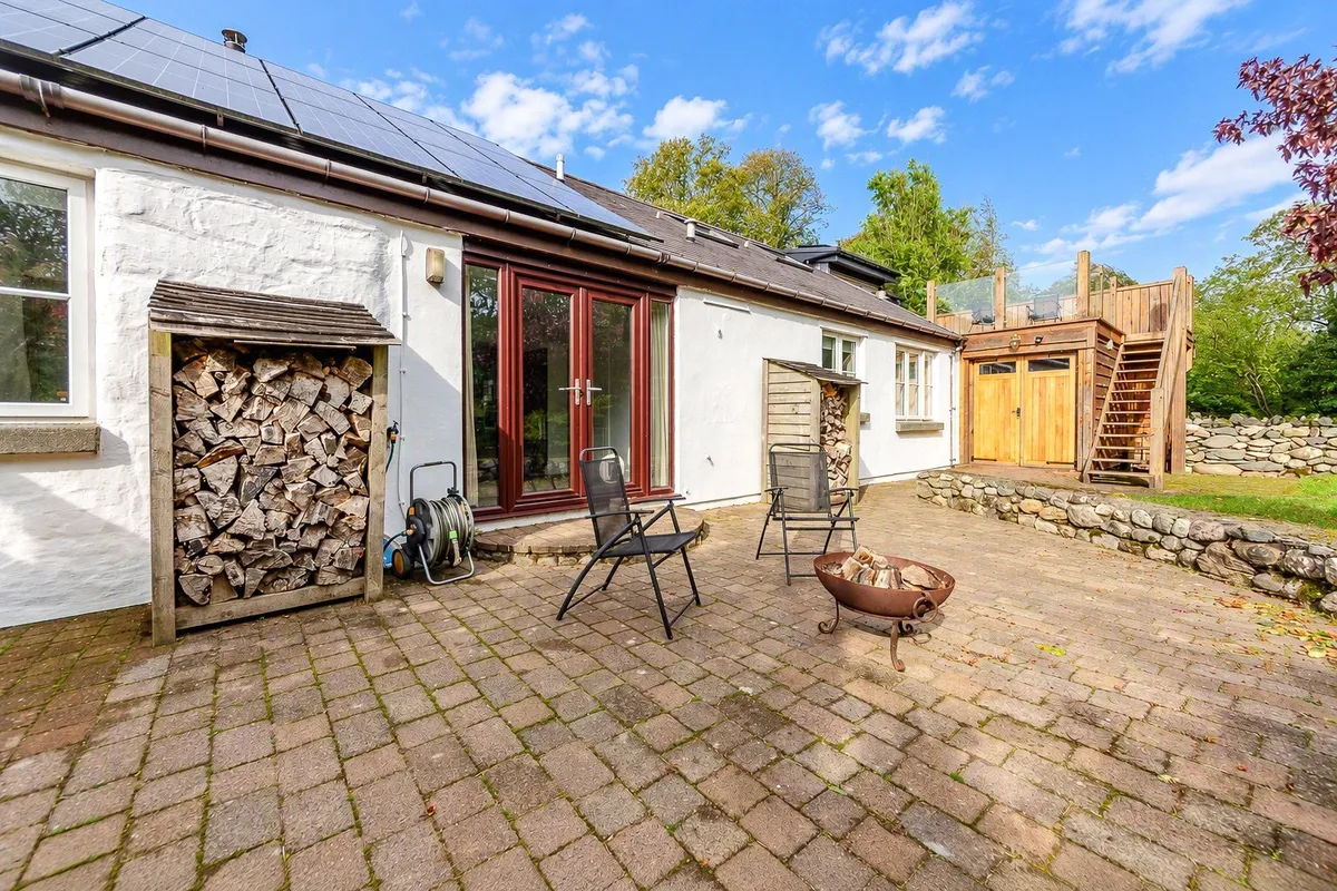 Llanrug, Caernarfon, Gwynedd, LL55