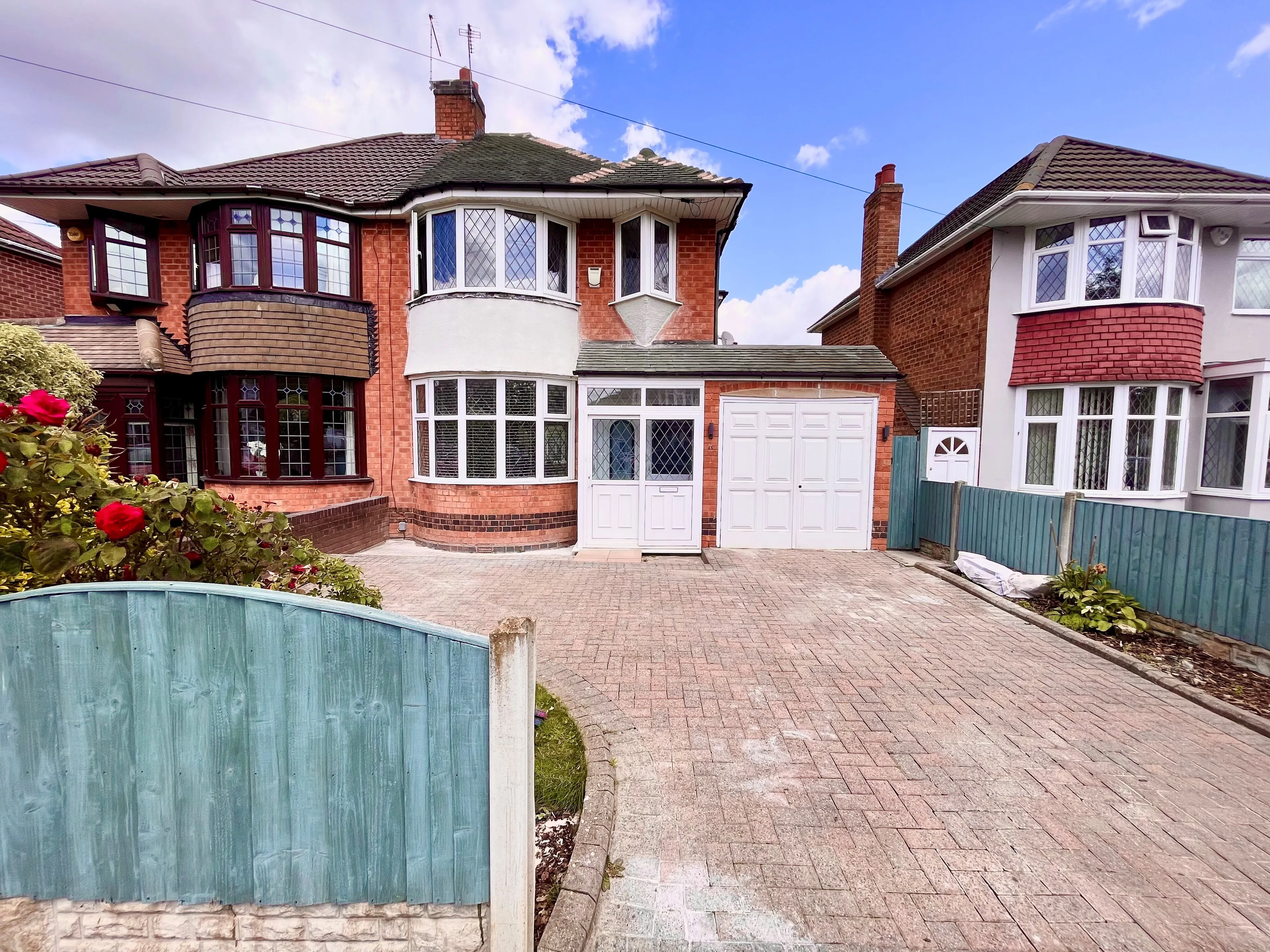 Property photo 0