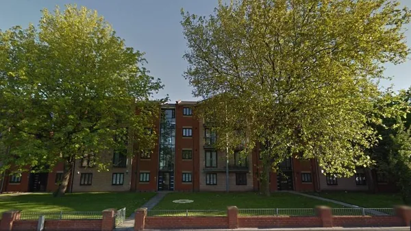 Stretford Road, Hulme, M15
